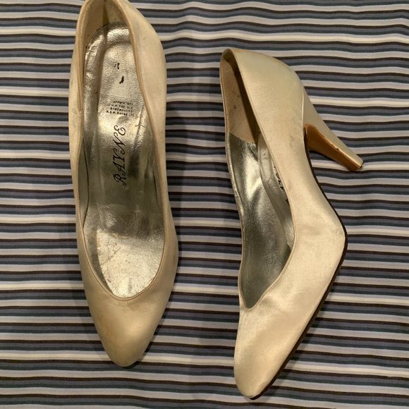 Wedding/Evening Shoes - Picture 3 of 4